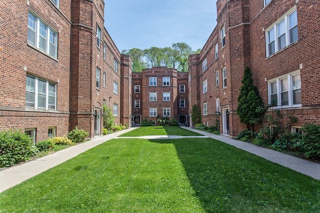 Building Photo - 3521-29 N. Broadway