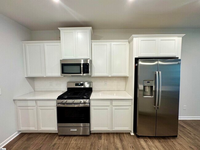 Building Photo - 325 Gooding Trl