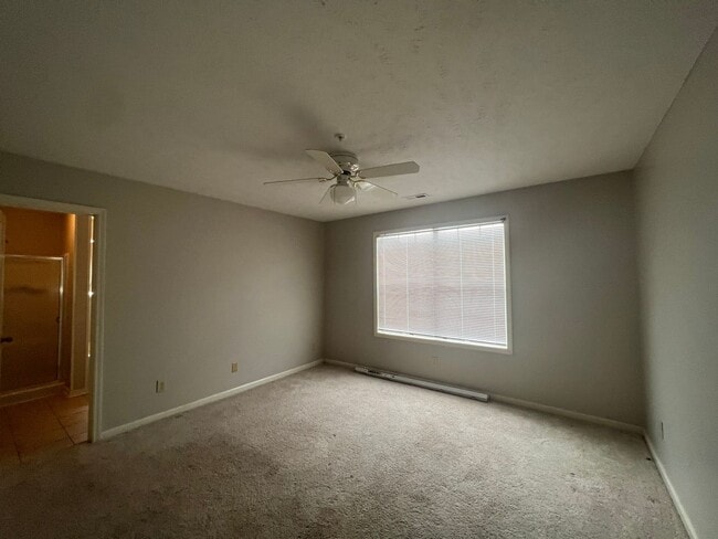 Building Photo - 309 Waterdown Dr