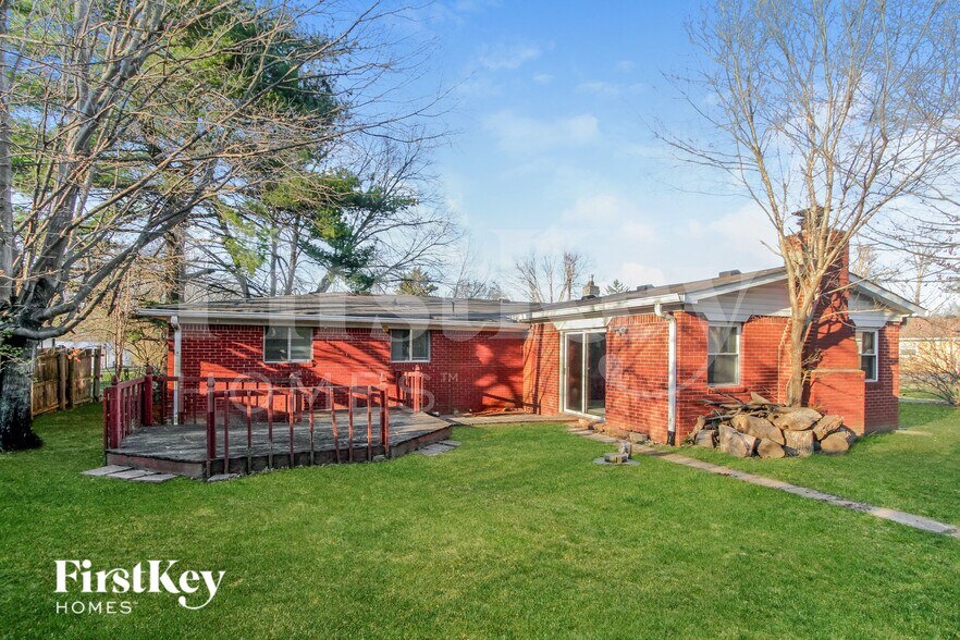 Building Photo - 2543 Fairfax Rd