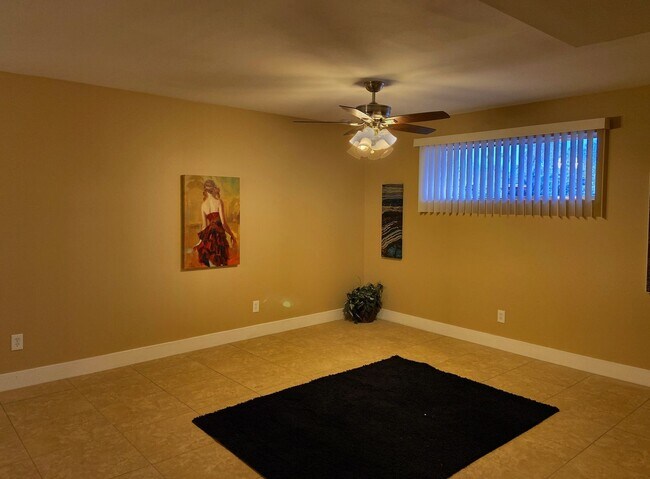 Building Photo - OPEN HOUSE. Friday, May 8th, 2026 open from 4:30pm - 5:30pm Available for Move-in July 1st, 2026....