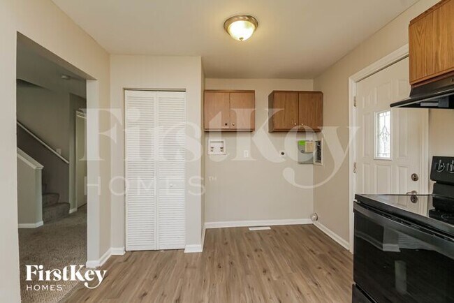 Building Photo - 629 Turkey Run Dr