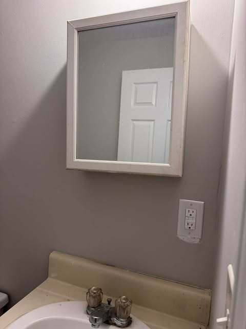 Building Photo - 928 Blount St