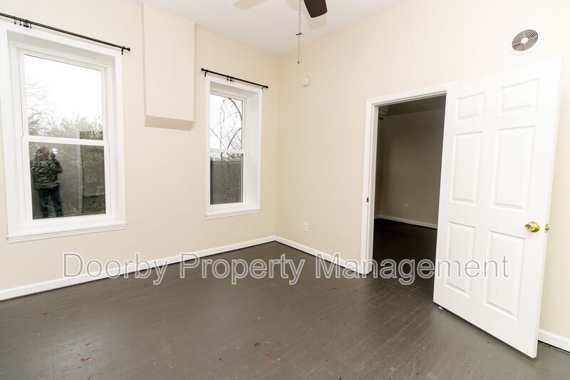 Building Photo - 1815 Bailey Ave