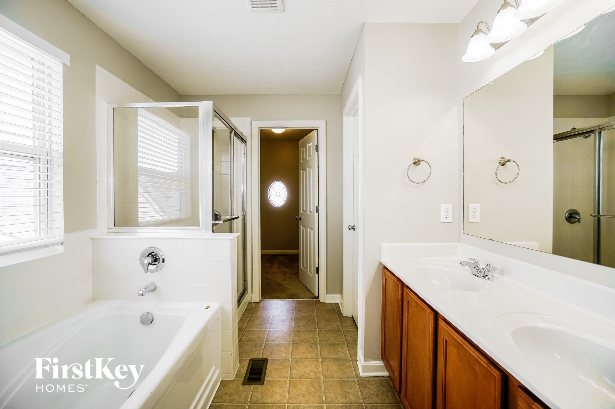 Building Photo - 1083 Ashcraft Ave