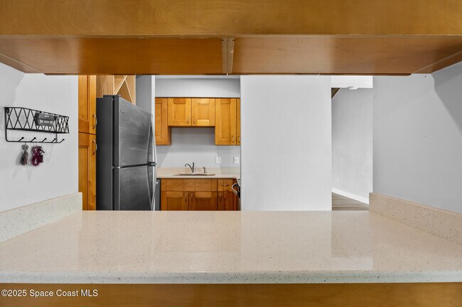 Building Photo - 500 Summerset Ct
