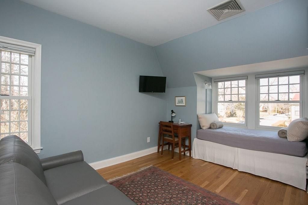 Building Photo - 1 Seaview Ave