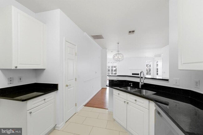 Building Photo - 4330 Cannon Ridge Ct