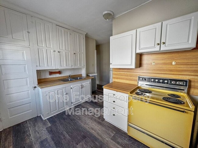 Building Photo - 432 Jefferson St