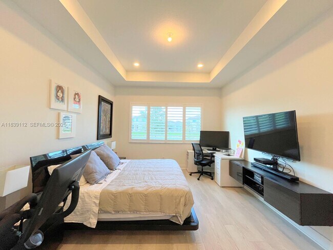 Building Photo - 10711 Aqua Ct