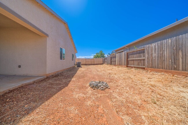 Building Photo - Spacious New 4/2 in Shastina Ranch!