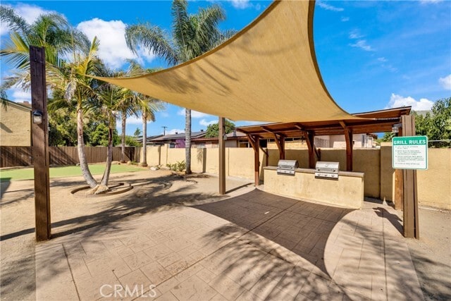 Building Photo - 980 E Mission Ave