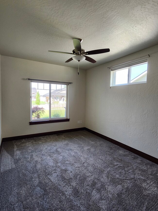 Building Photo - 10850 N Brantley Rd