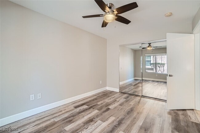 Building Photo - 5407 Bristol Bend Ct