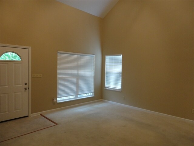 Building Photo - 755 Apple Ln