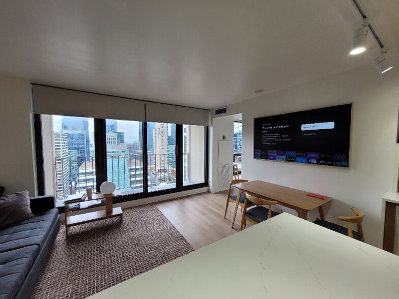 Building Photo - 200 N Dearborn St