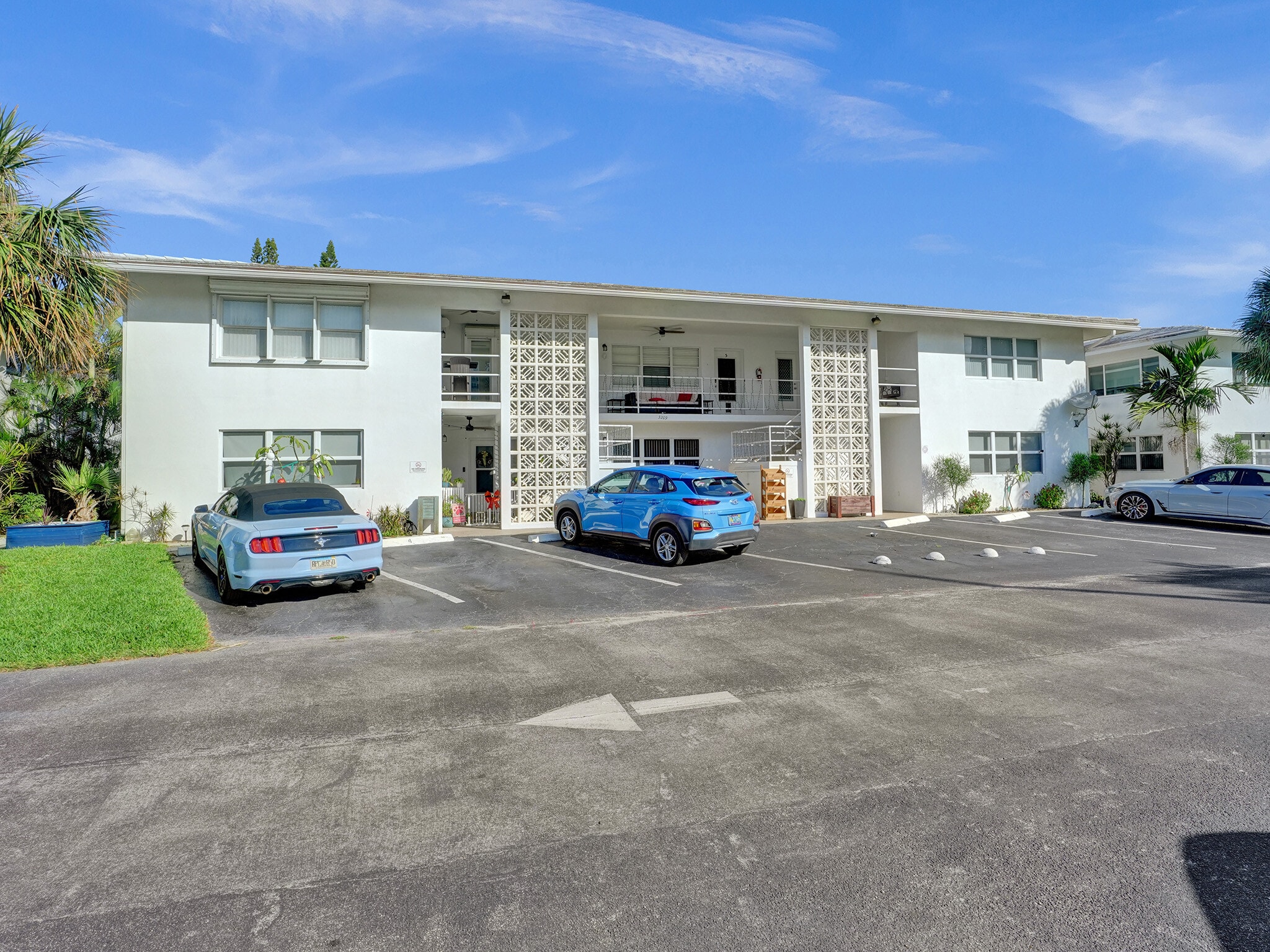 Building Photo - 3209 Colony Club Rd