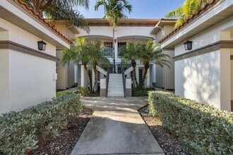 Building Photo - 11031 Corsia Trieste Way