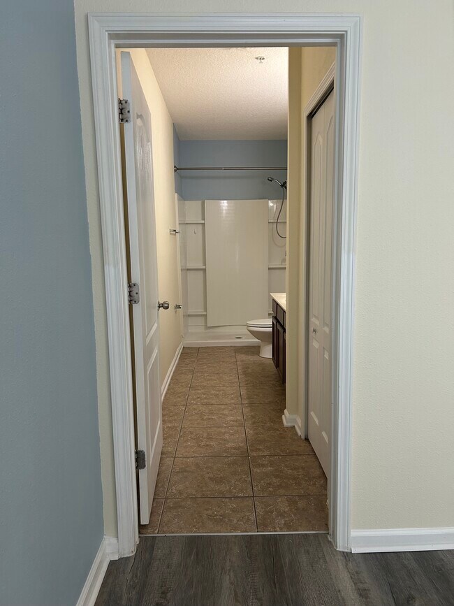 Building Photo - 4991 Key Lime Dr