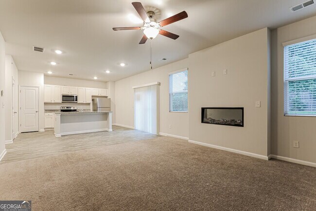 Building Photo - 251 Hamilton Pointe Dr