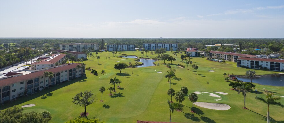 Building Photo - 5 High Point Cir W