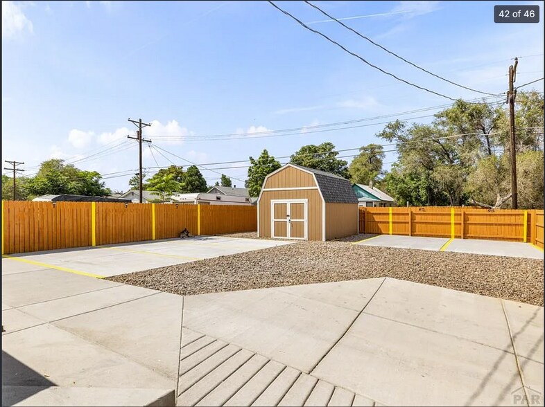 Building Photo - 1835 E 4th St