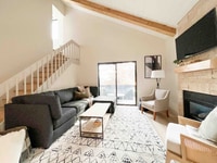Building Photo - 2025 Canyons Resort Dr