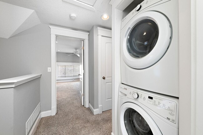Building Photo - 34th Street Duplex