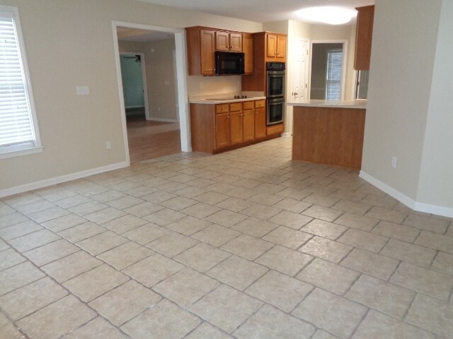 Building Photo - 7976 Old Brownsville Rd