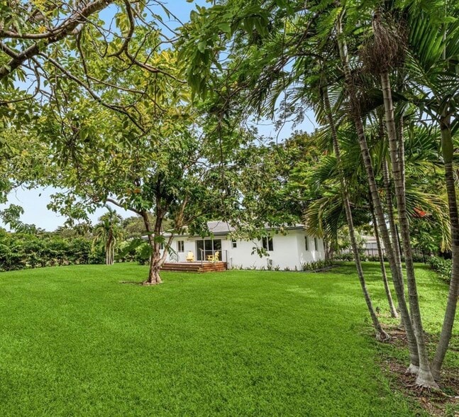 Building Photo - 810 NW 7th St