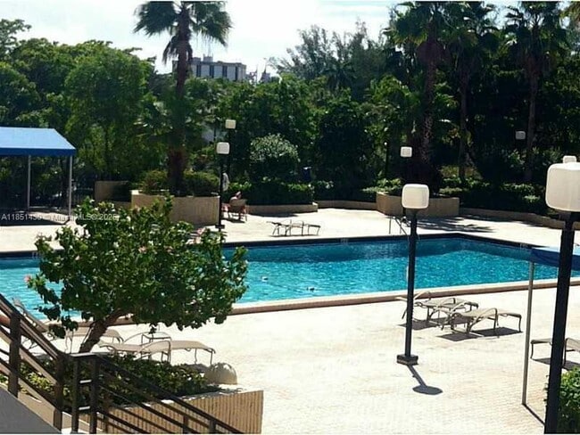 Building Photo - 500 Three Islands Boulevard