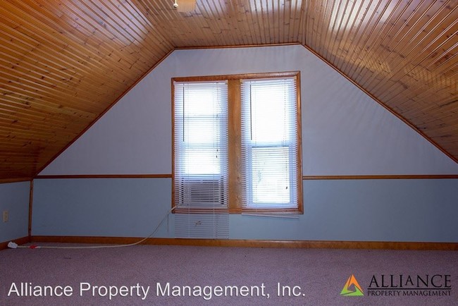 Building Photo - 1 br, 1 bath House - 1219 Pierre St.