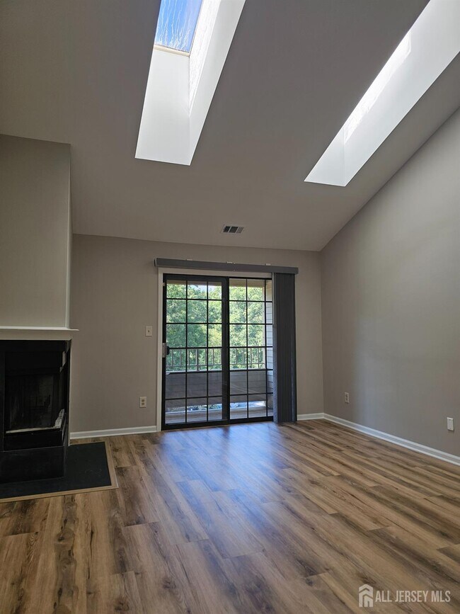 Building Photo - 2809 Ridgefield Ct