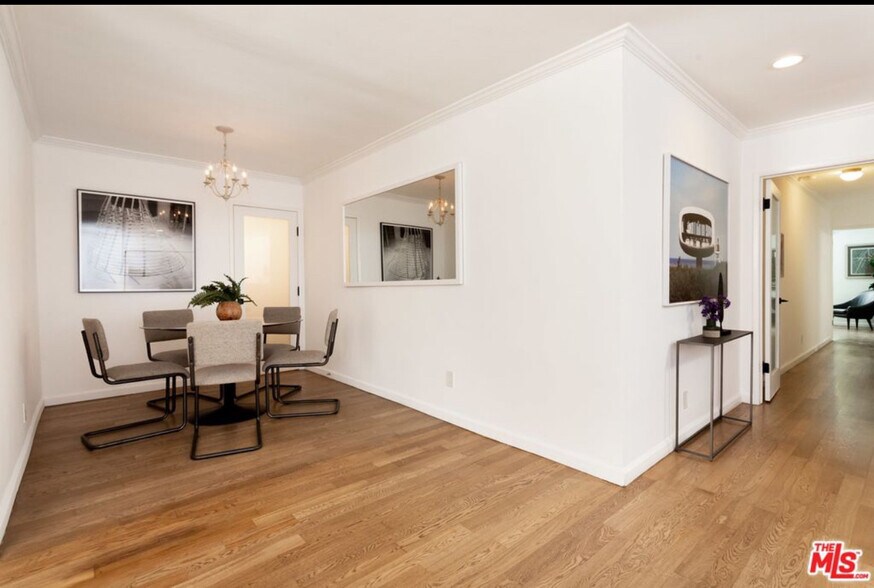 Dining room - 1037 18th St
