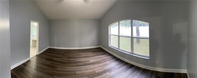 Building Photo - 15727 Bay Vista Dr