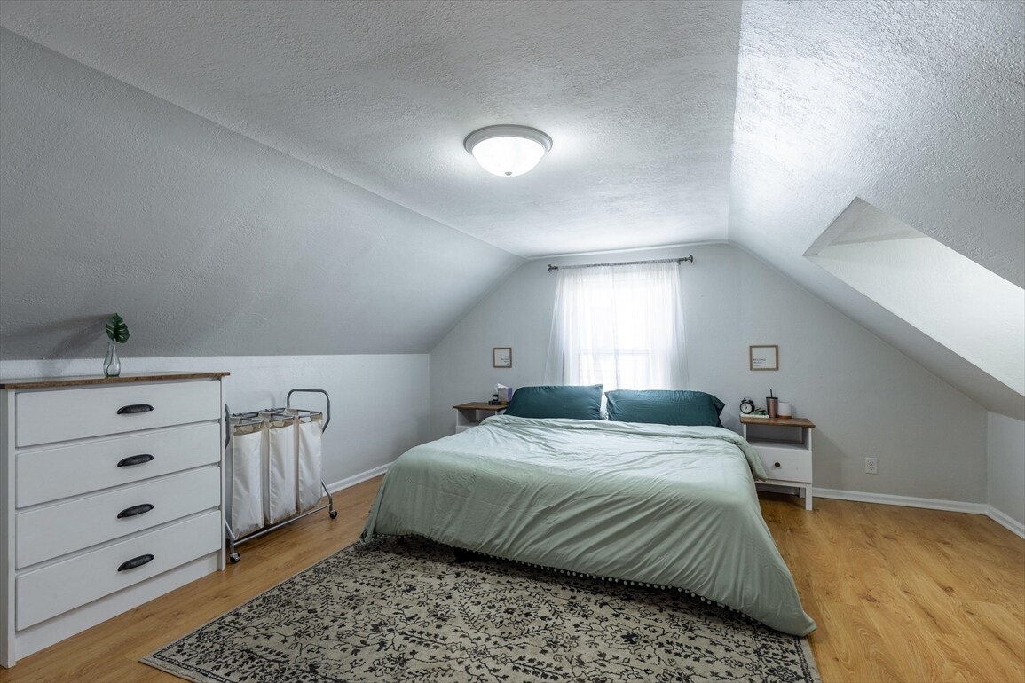 Building Photo - 145 N 72nd St