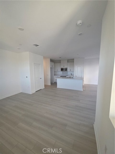 Building Photo - 8457 Gabrielino Ct