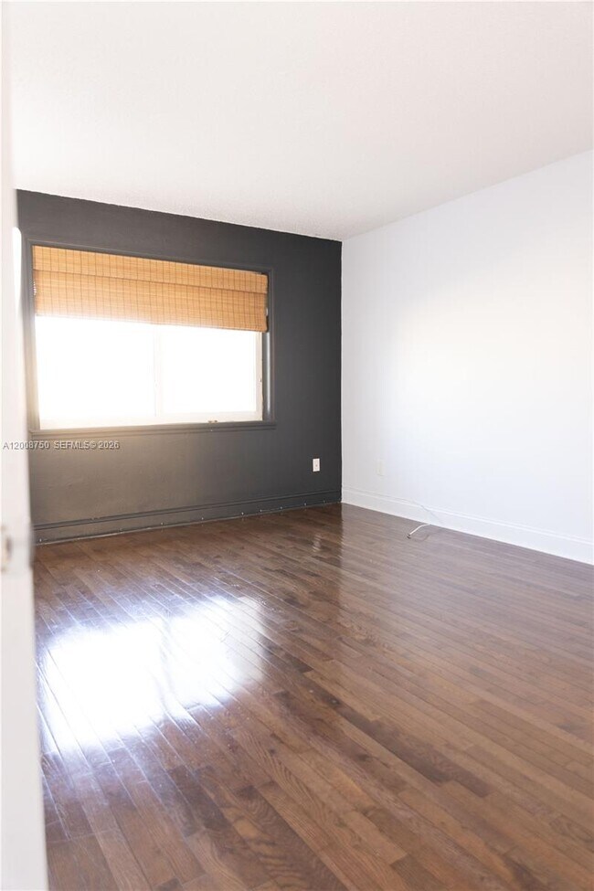 Building Photo - 7703 Camino Real