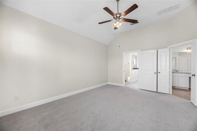 Building Photo - 11908 Briarwood Hill Way