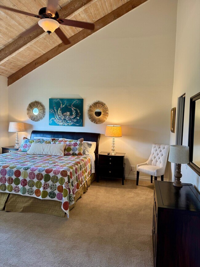 Building Photo - 310 Forest Hills Dr