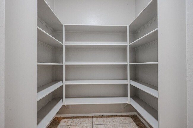 Building Photo - COMING SOON!! Beautiful 4Bed/2.5 bath In San Tan Valley