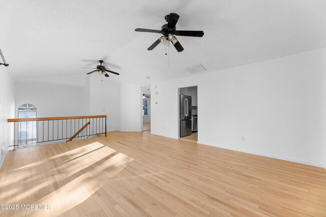Building Photo - 316 Tulip Ln
