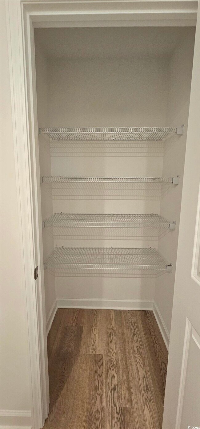 Building Photo - 8233 Vibrant Dr