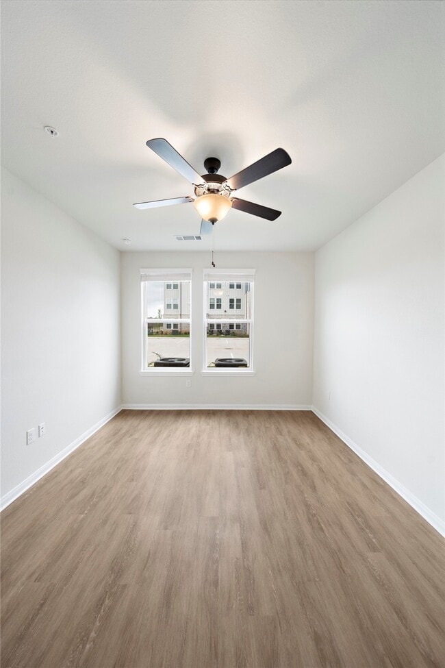 Building Photo - 17000 Bissonnet St