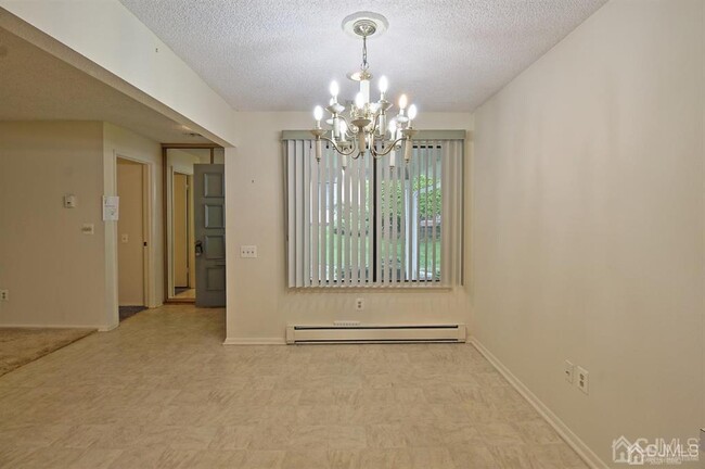 Building Photo - 137 Cistus Plaza