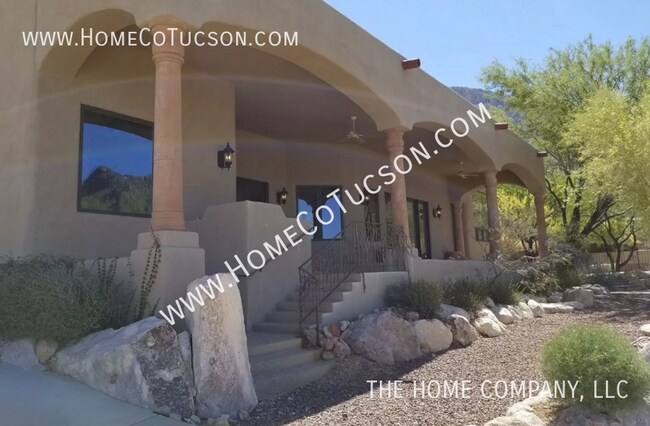 Building Photo - 1621 E Crimson Canyon Pl