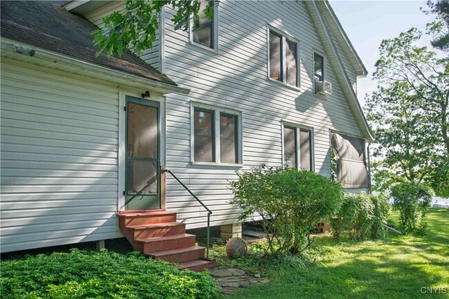 Building Photo - 3177 E Lake Rd