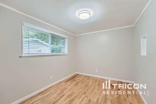 Building Photo - 2713 SW 327th St
