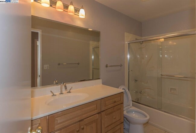 Building Photo - 39610 Benavente Ave