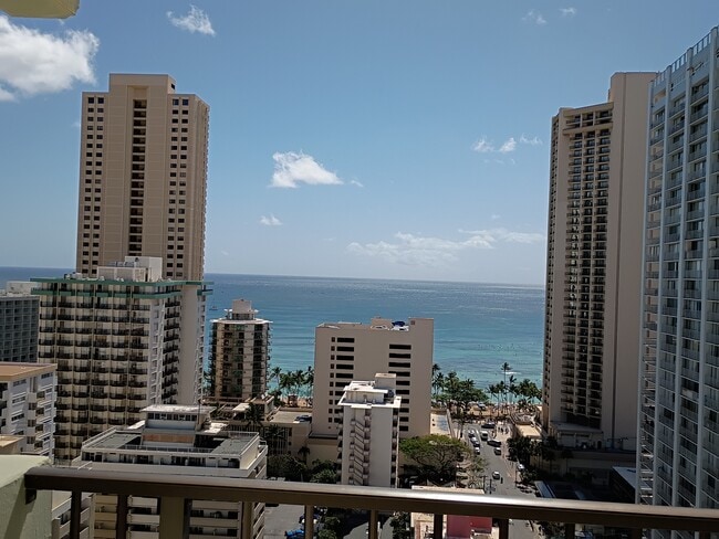 Building Photo - 2440 Kuhio Ave.